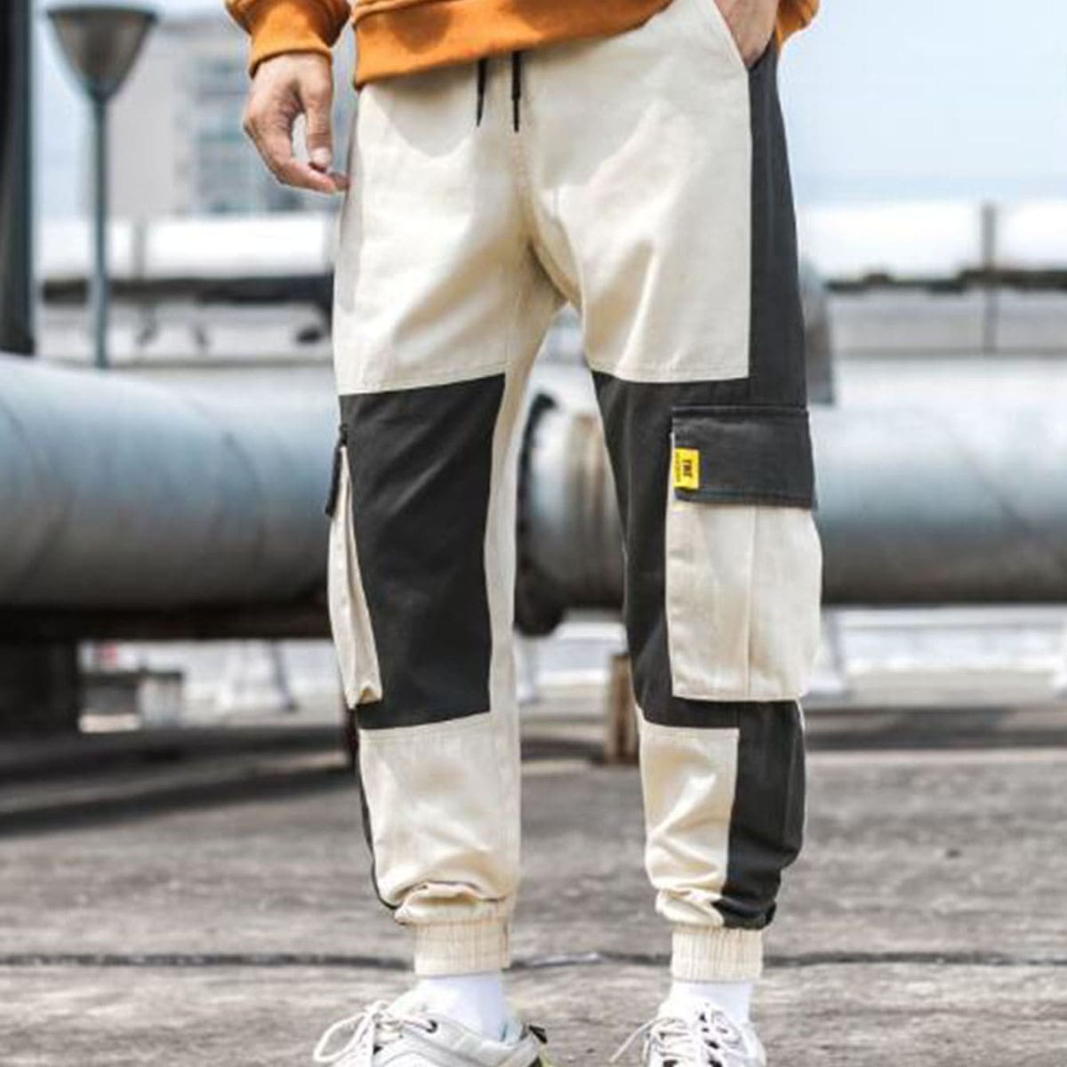 

Guys Colorblock Flap Pocket Cargo Pants, Multicolor