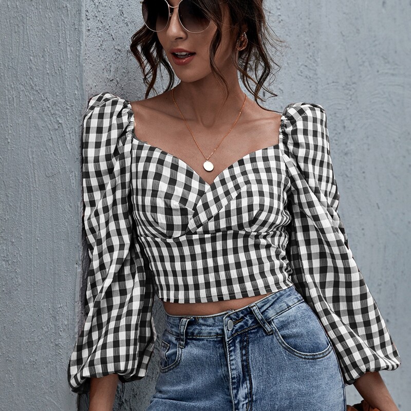 

Sweetheart Neck Lantern Sleeve Gingham Top, Black and white