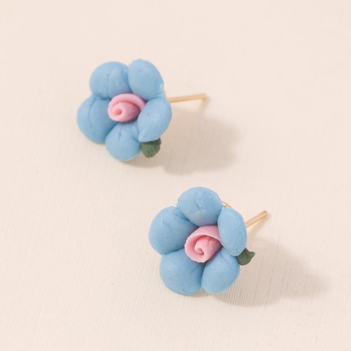 

Floral Stud Earrings, Blue