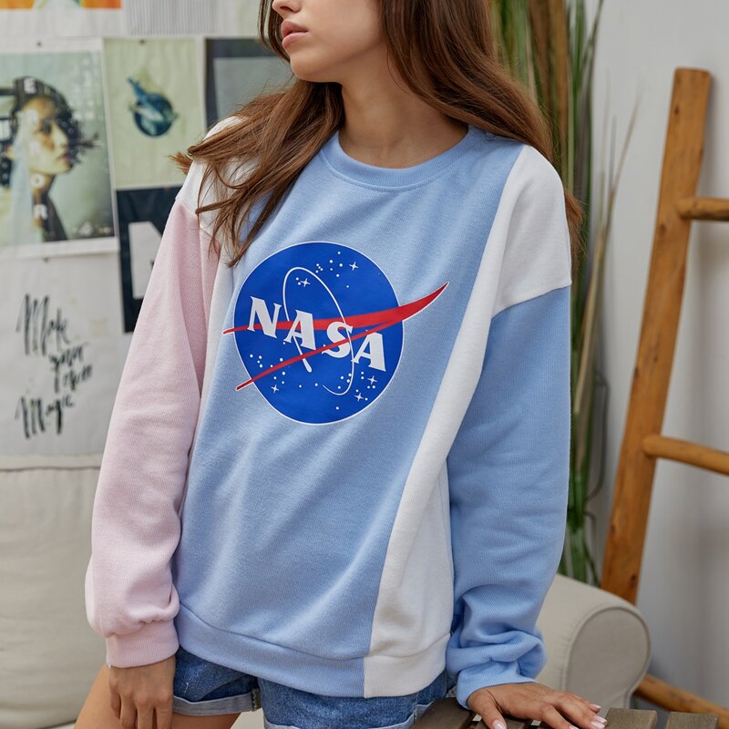 

Letter Graphic Colorblock Sweatshirt, Multicolor
