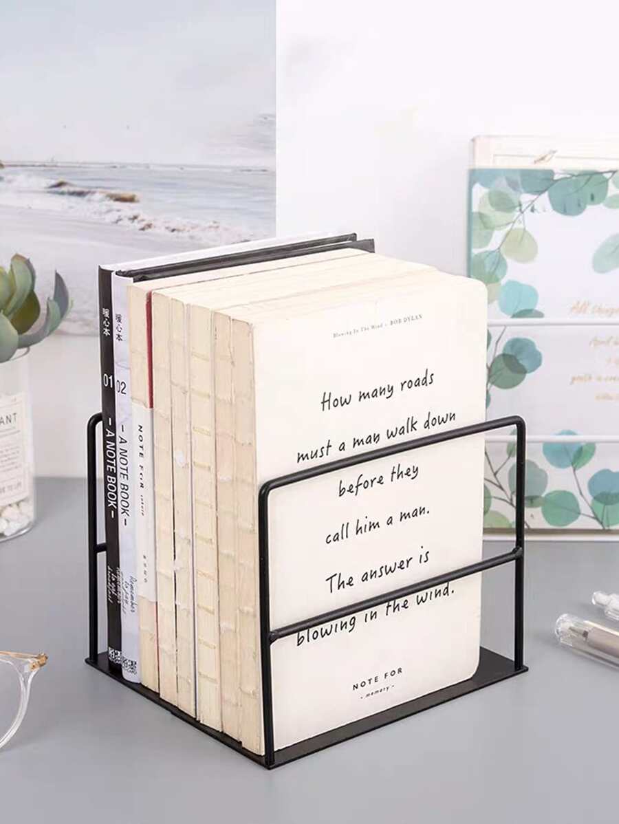 Agregue un toque creativo a su escritorio con estos elegantes sujetalibros de hierro forjado - 2 colores disponibles - Negro - Ver 1