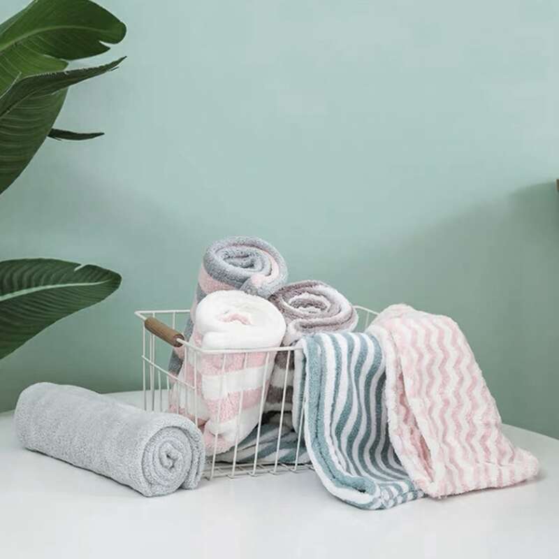

1pc Striped Pattern Random Dry Hair Cap, Multicolor