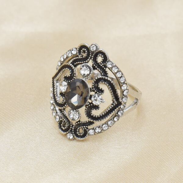 

Rhinestone Decor Hollow Out Ring, Silver