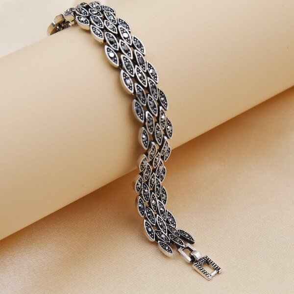 

Rhinestone Decor Geometric Bracelet, Antique silver