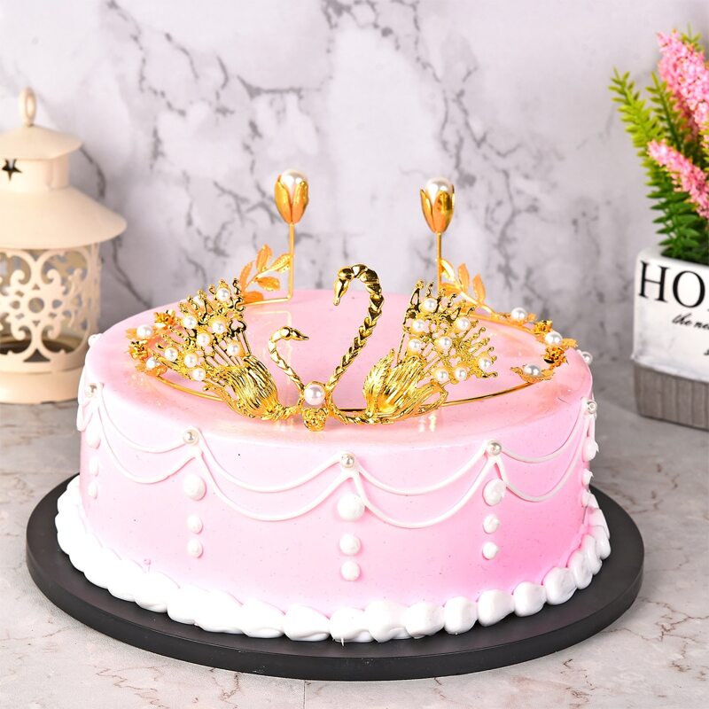 

Swan Design Cake Decoration, Gold