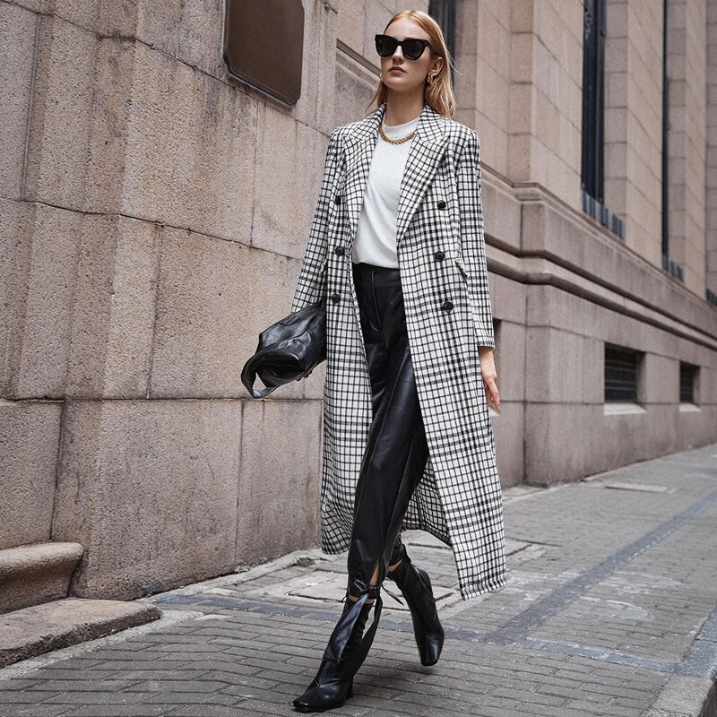 

Peak Collar Double Button Front Plaid Coat, Black and white