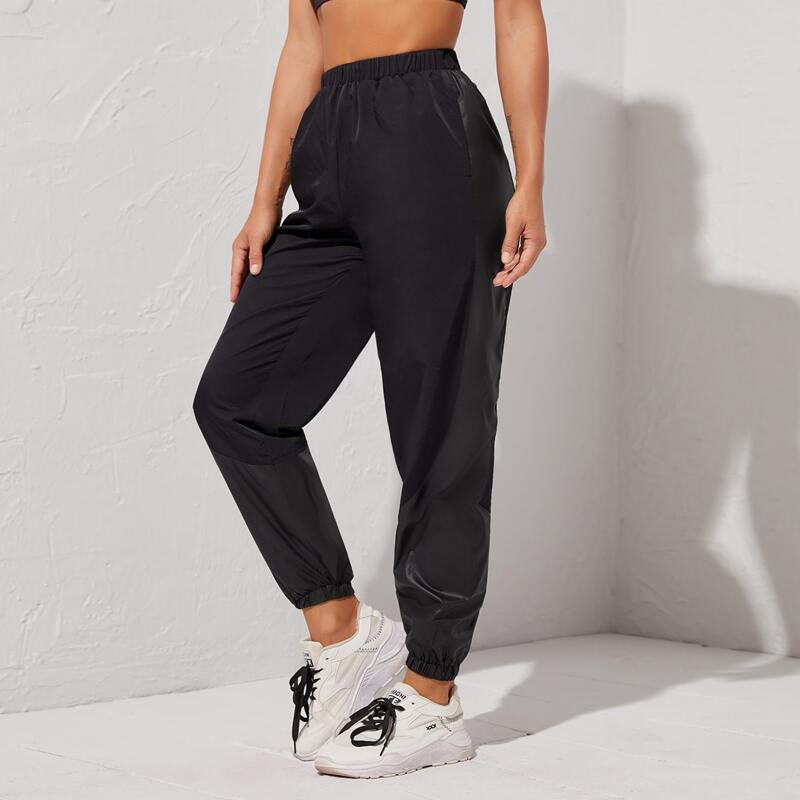 

Slant Pocket Elastic Waist Sports Pant, Black