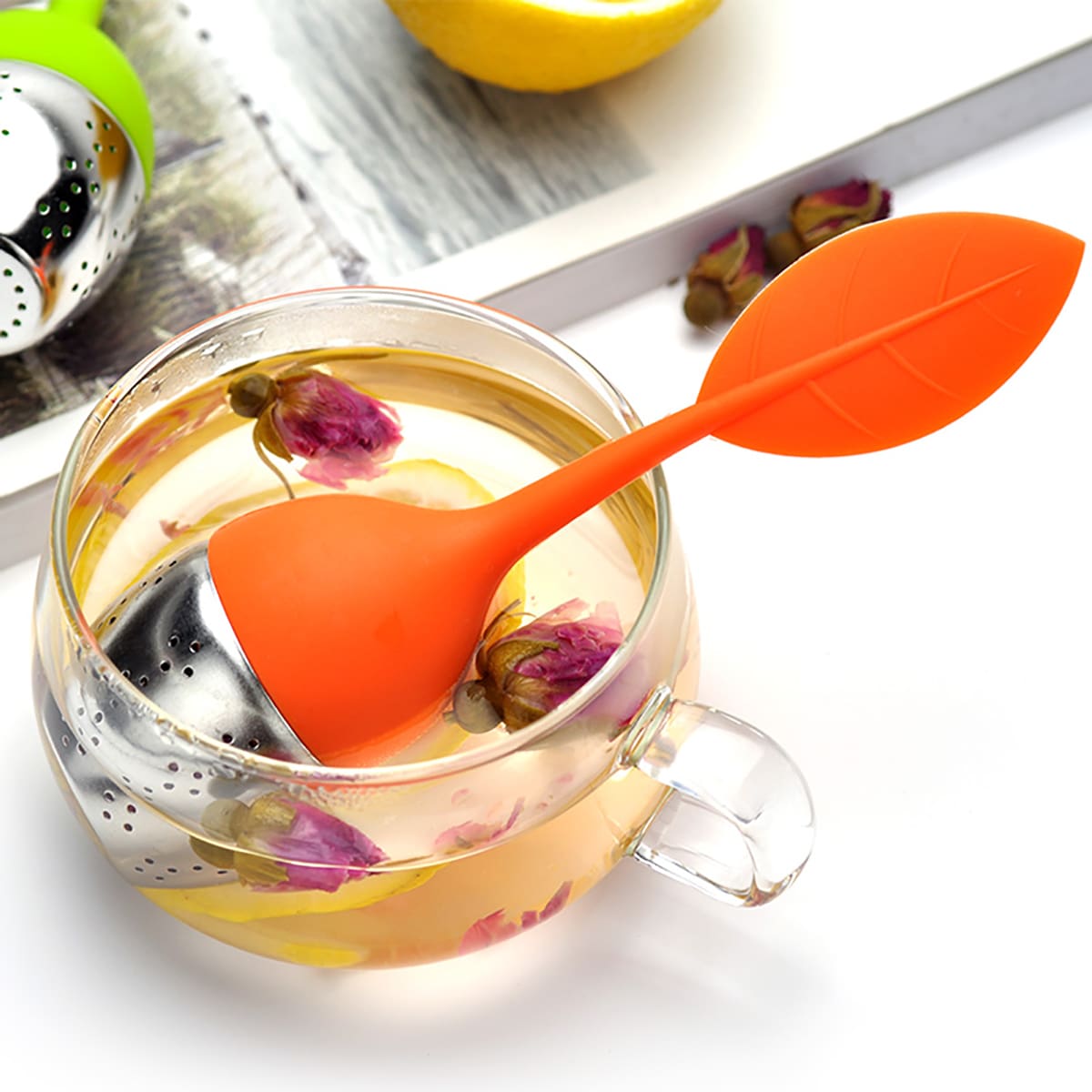 

1pc Silicone Random Color Tea Filter With Tray, Multicolor