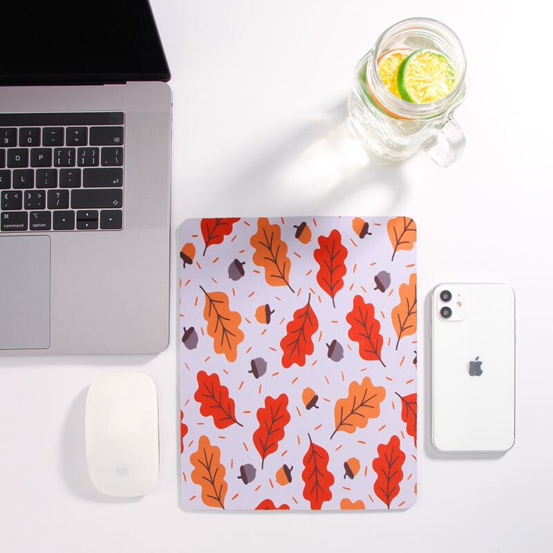

1pc Cartoon Graphic Mouse Pad, Multicolor