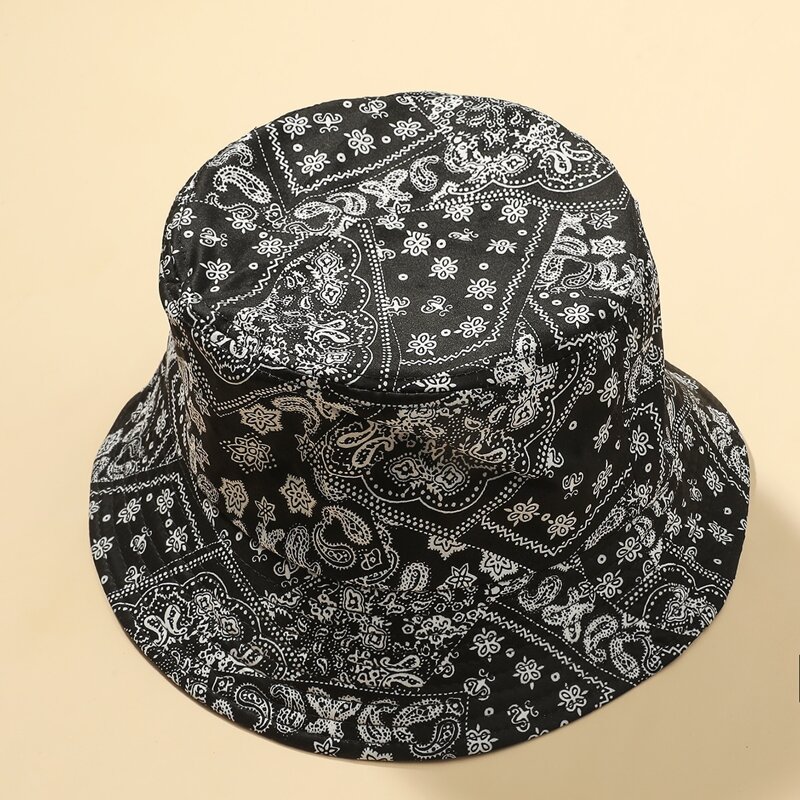 

Paisley Pattern Bucket Hat, Black and white