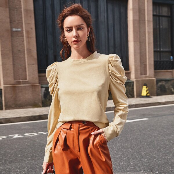 

Mock Neck Puff Sleeve Sweatshirt, Khaki