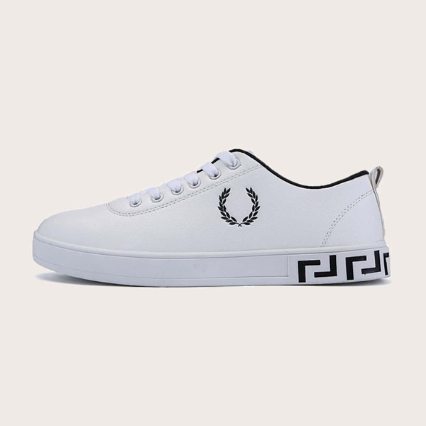 

Lace-up Front Wide Fit Skate Shoes, Black and white
