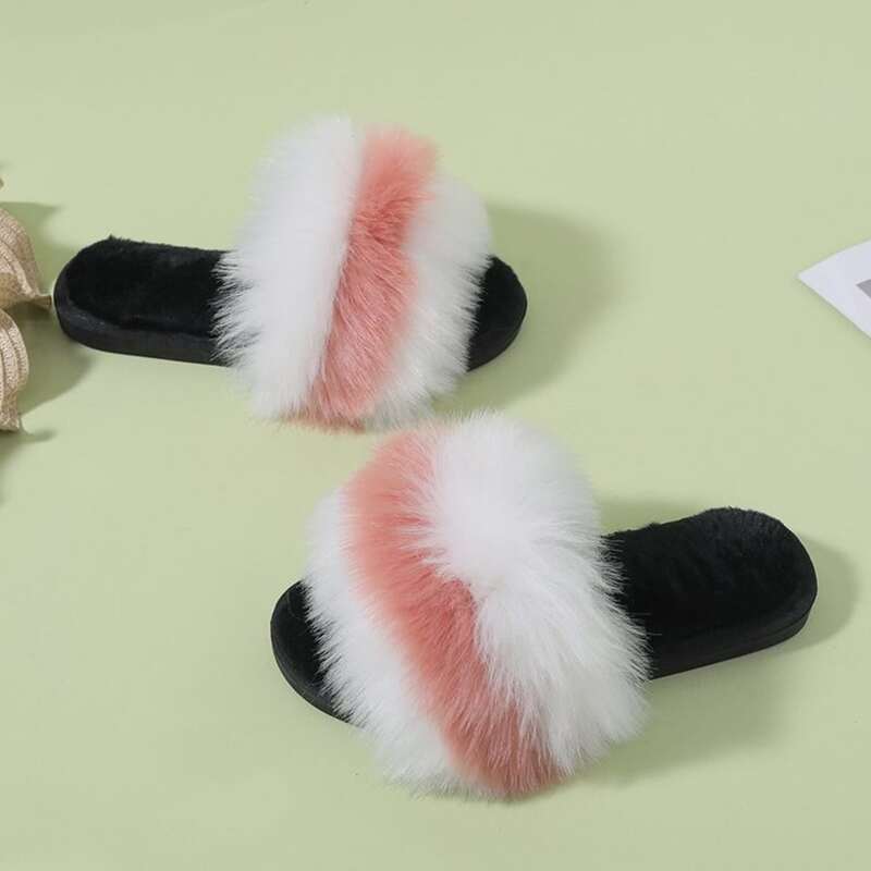 

Colorblock Fluffy Slippers, Multicolor
