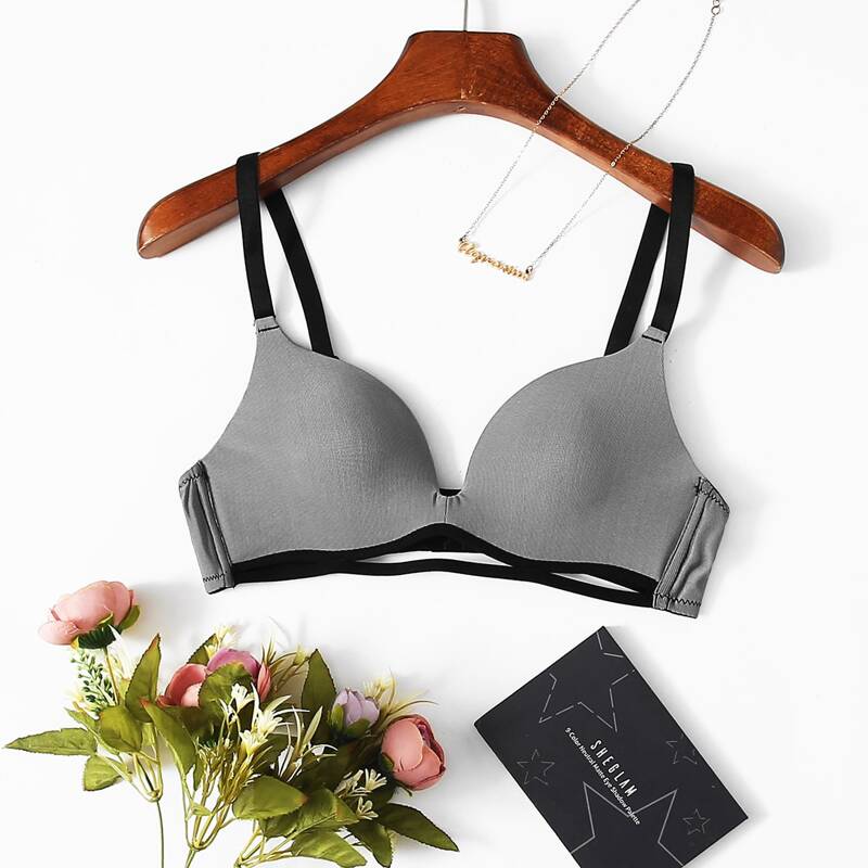 

Solid Wireless Bra, Grey