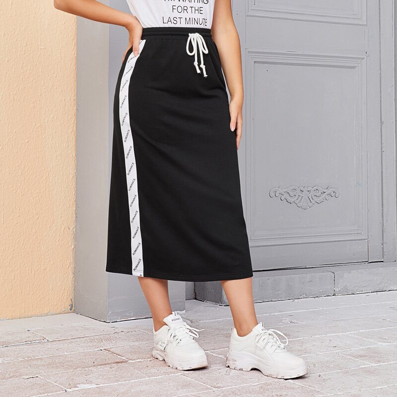 

Drawstring Waist Contrast Letter Sideseam Skirt, Black