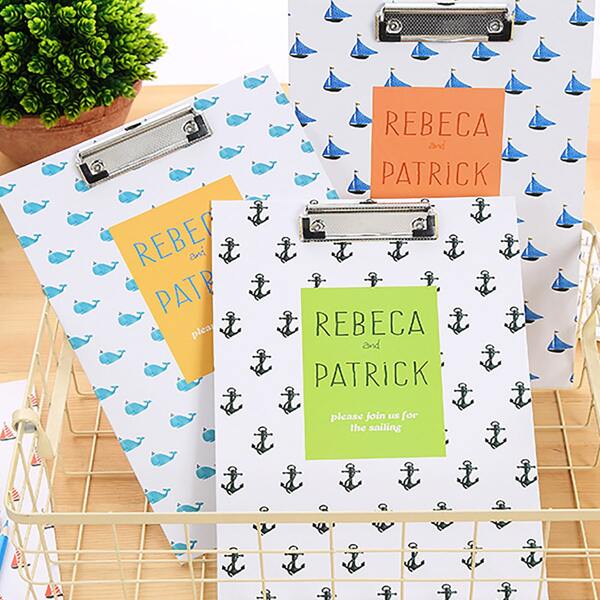

1pc Random Pattern Clipboard, Multicolor