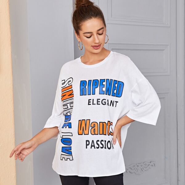 

Drop Shoulder Letter Graphic Top, White