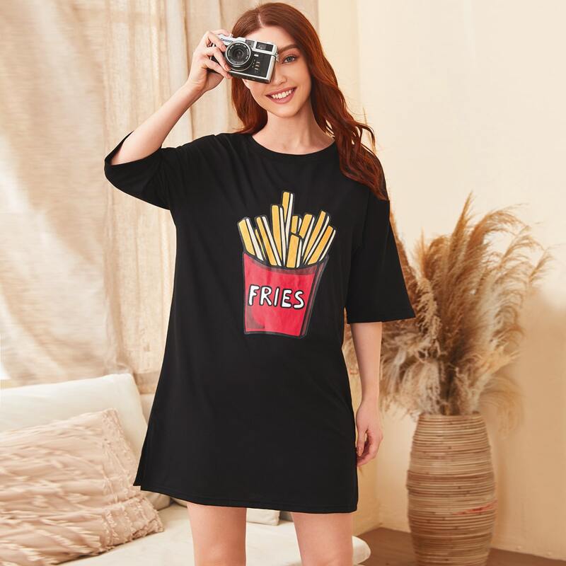 

Cartoon Graphic Drop Shoulder Night Dress, Black