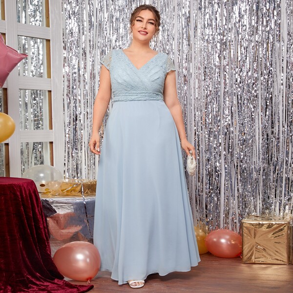 

Plus Solid Lace Bodice Surplice Front Dress, Baby blue