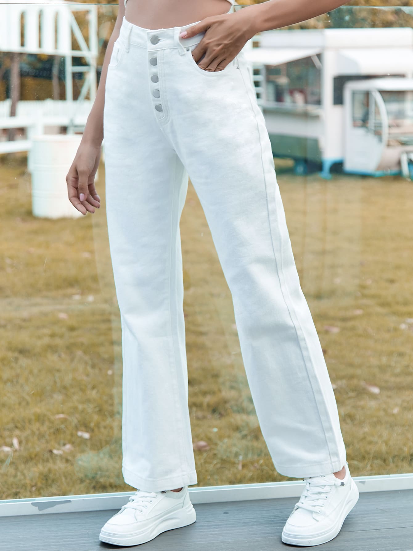 Jeans con bolsillo oblicuo con botón delantero - Blanco - Ver 1