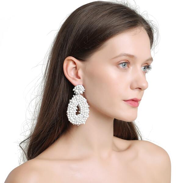 

Water Drop Design Stud Earrings, White