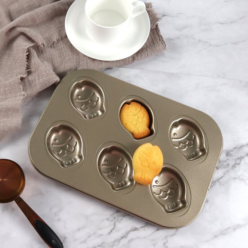 

1pc 6 Hole Fish Cake Mold, Gold