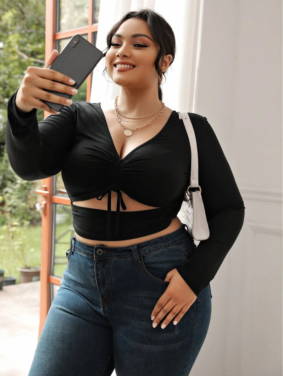 SHEIN SXY Plus Ruched Midriff Cutout Crop Top - Black - View 1