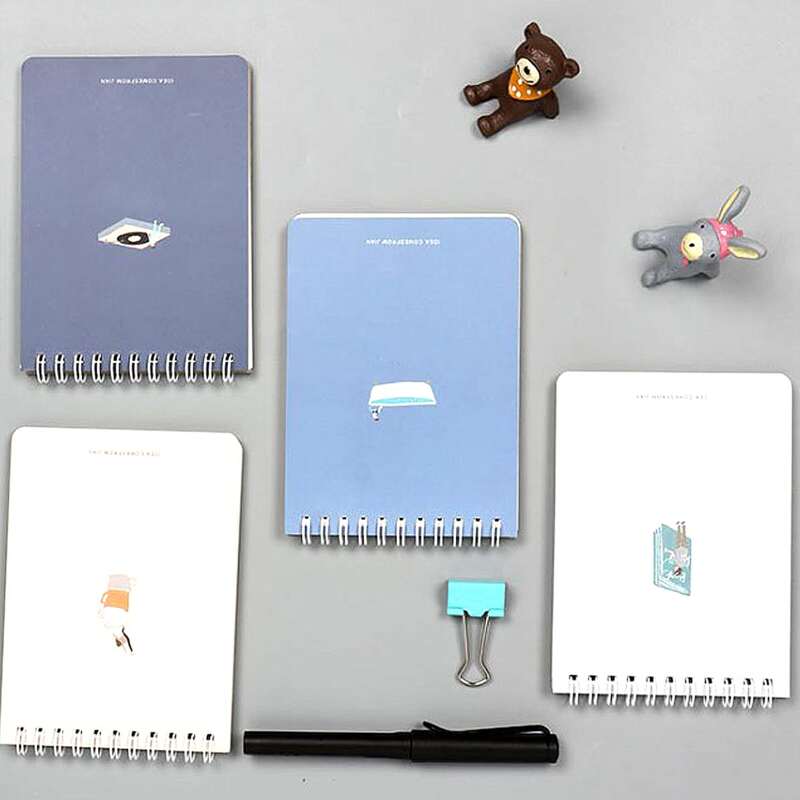 

1pc Cartoon Graphic Random Book, Multicolor