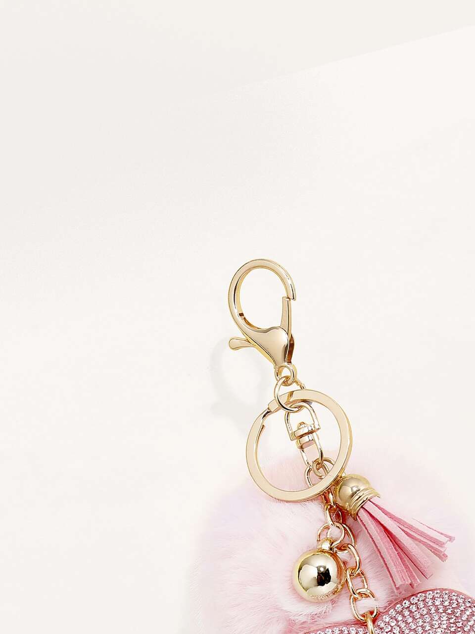 Rhinestone Korean Fleece Heart Pom-Pom Keychains For Women, LOVE Design. Perfect Small Gifts For Valentine's Day, Mother's Day & Wedding Banquets