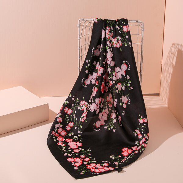 

Flower Print Bandana, Black