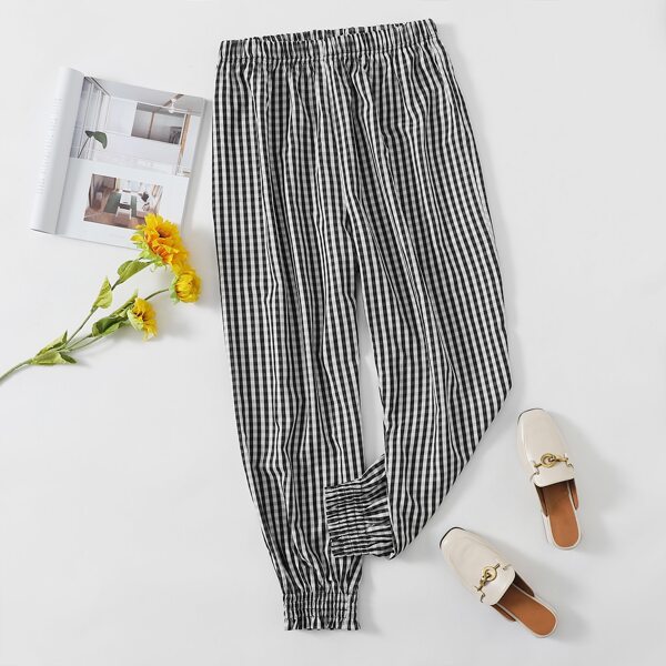 

Plus Gingham Shirred Frill Pants, Black and white