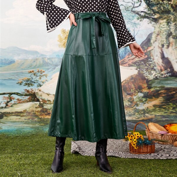 

Solid PU Leather Belted Skirt, Dark green