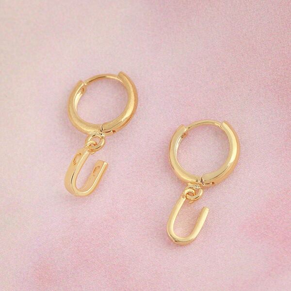 

1pair Mini Hoop And Letter U Charm Earrings, Gold