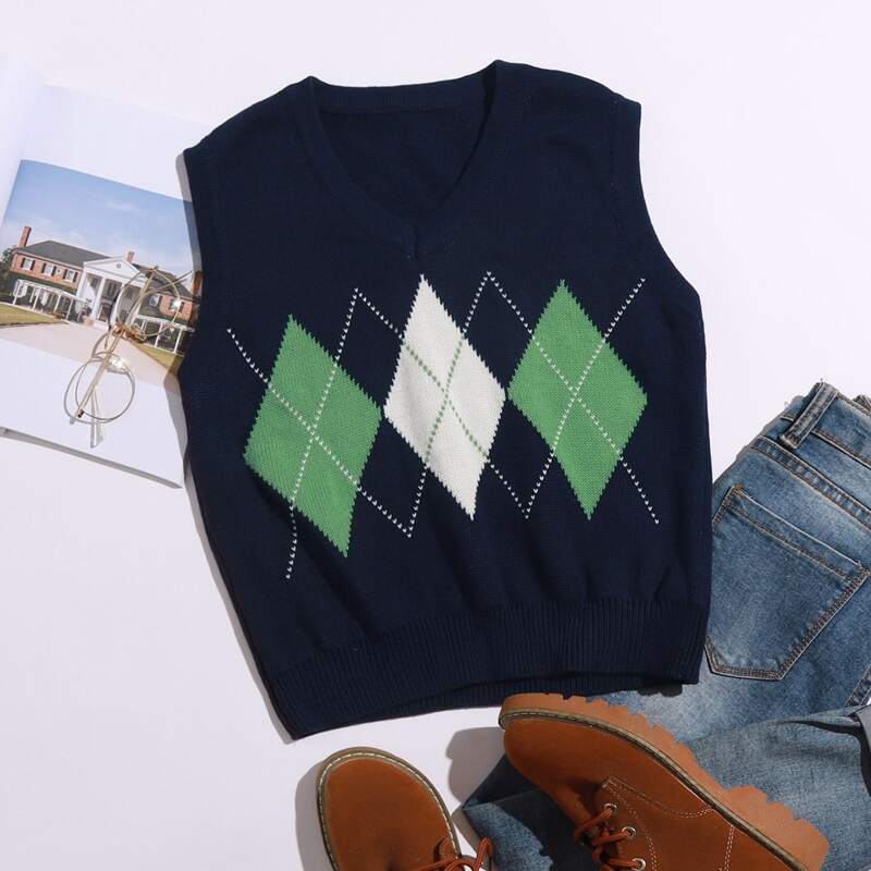 

Argyle Pattern V-neck Sweater Vest, Navy blue