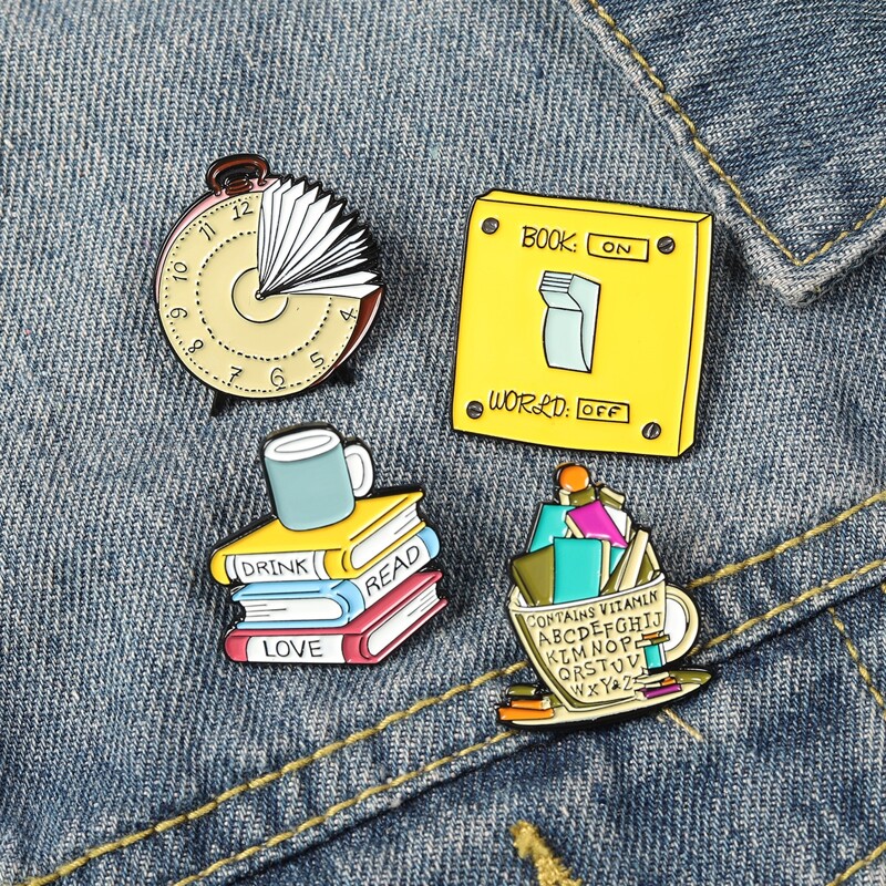 4pcs Clock & Book Design Brooch, Multicolor
