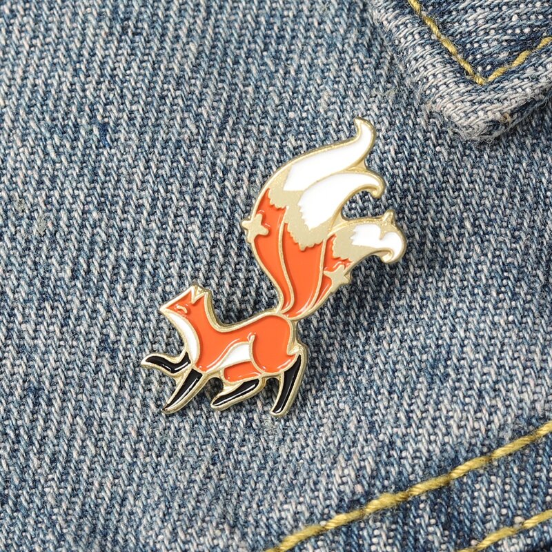 

Cartoon Fox Design Brooch, Multicolor