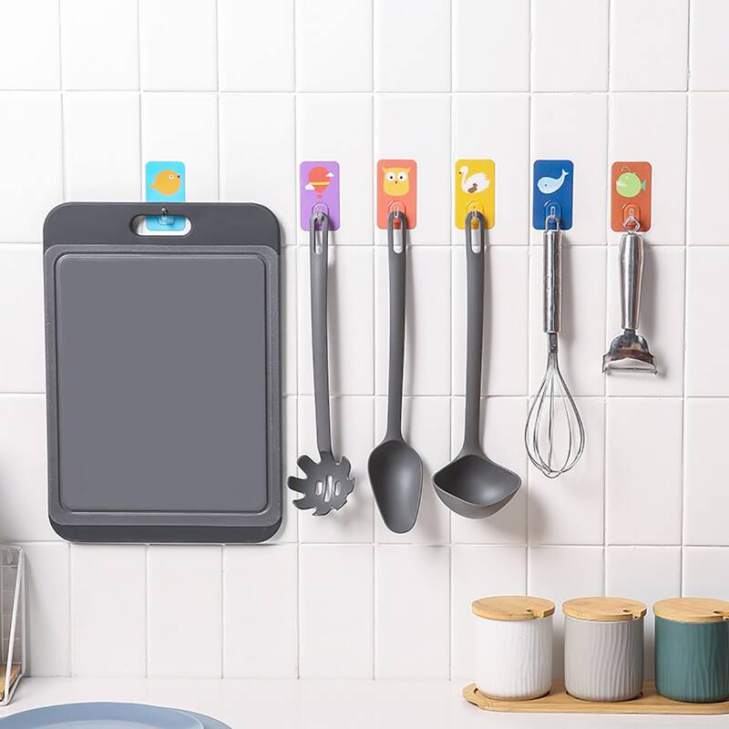 

10pcs Cartoon Graphic Random Wall Hook, Multicolor