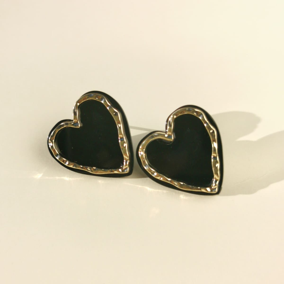 

Two Tone Heart Stud Earrings, Black