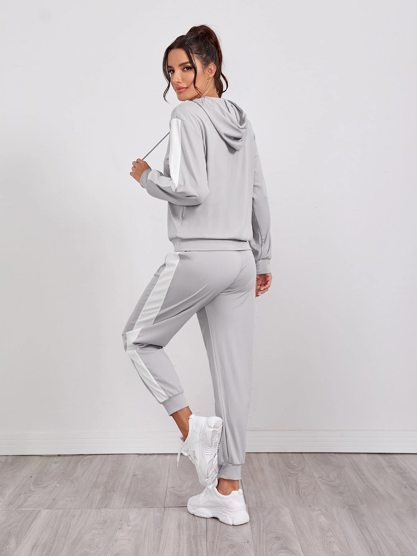 con cappuccio e pantaloni lunghi felpa con cappuccio e zip con cuciture colorate Tuta sportiva da donna 2 pezzi Sunnykud