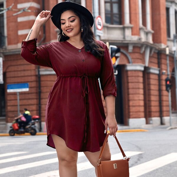 

Plus Button Front Drawstring Waist Curved Hem Dress, Maroon