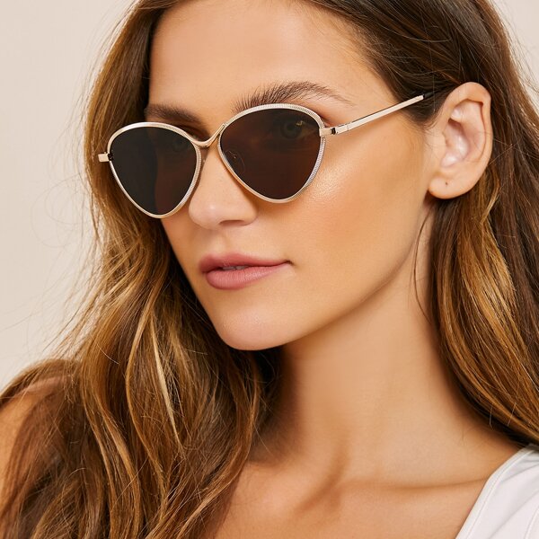 

High-Polish Engraved Rim Aviator Sunglasses, Brown