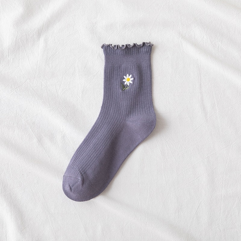 

Daisy Embroidery Lettuce Trim Socks, Purple