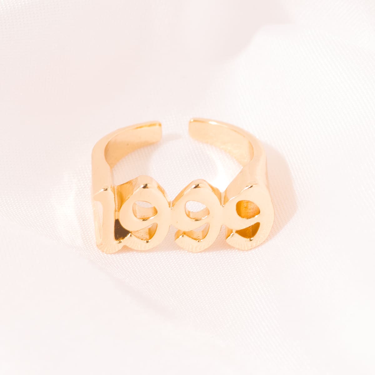 

Number 1999 Ring, Gold