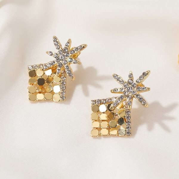 

Rhinestone Star Decor Stud Earrings, Gold