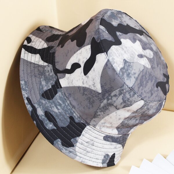 

Men Camo Pattern Bucket Hat, Multicolor