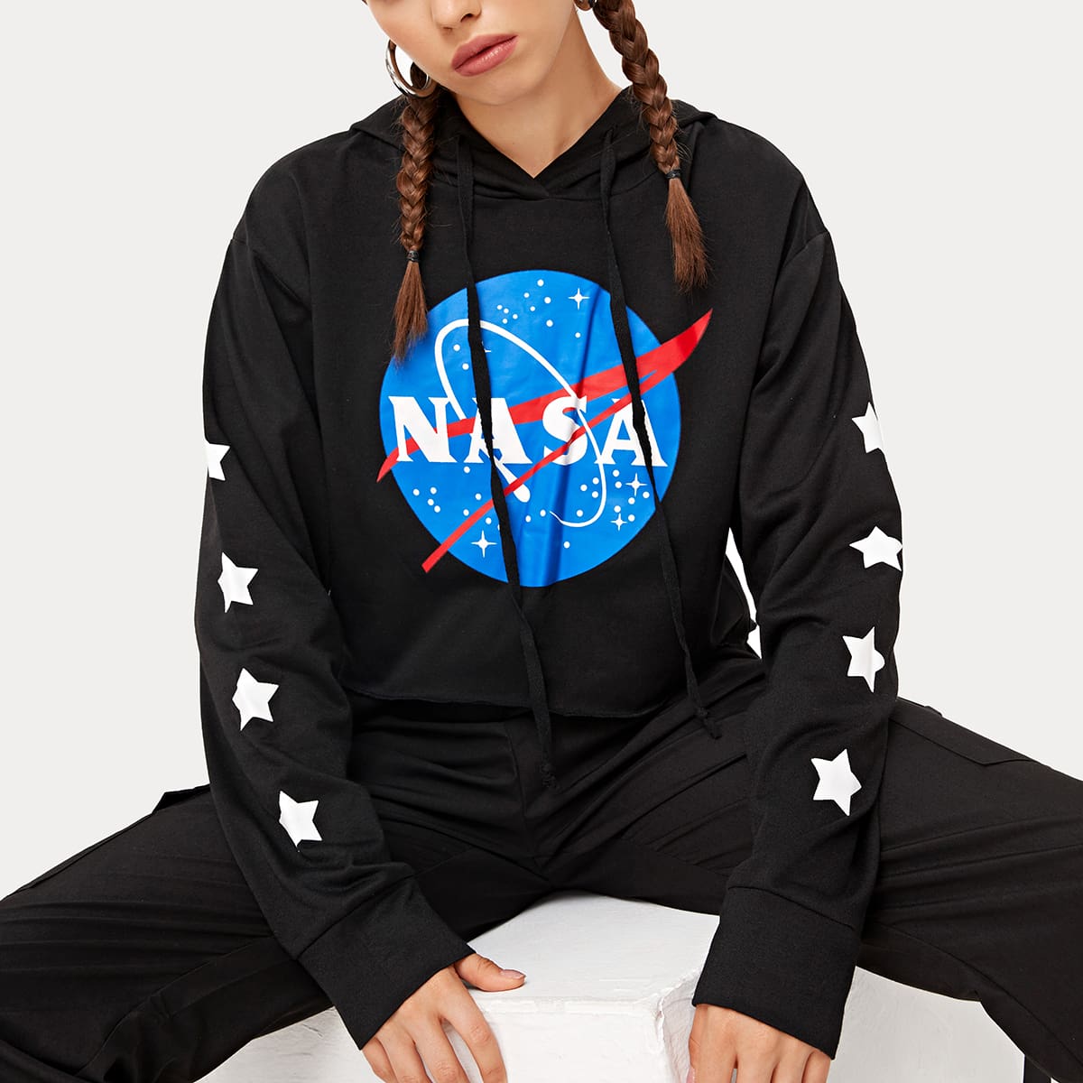 

Star And Letter Graphic Drawstring Hoodie, Black