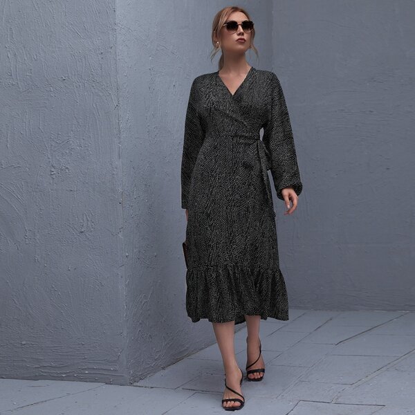 

Flippy Hem Belted Dot Print Dress, Black
