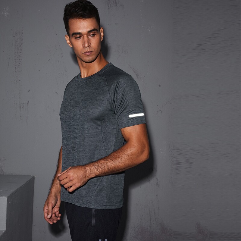 

Men Reflective Panel Sports Tee, Dark grey