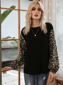 Contrast Leopard Bishop Sleeve Tee