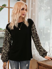 Contrast Leopard Bishop Sleeve Tee
